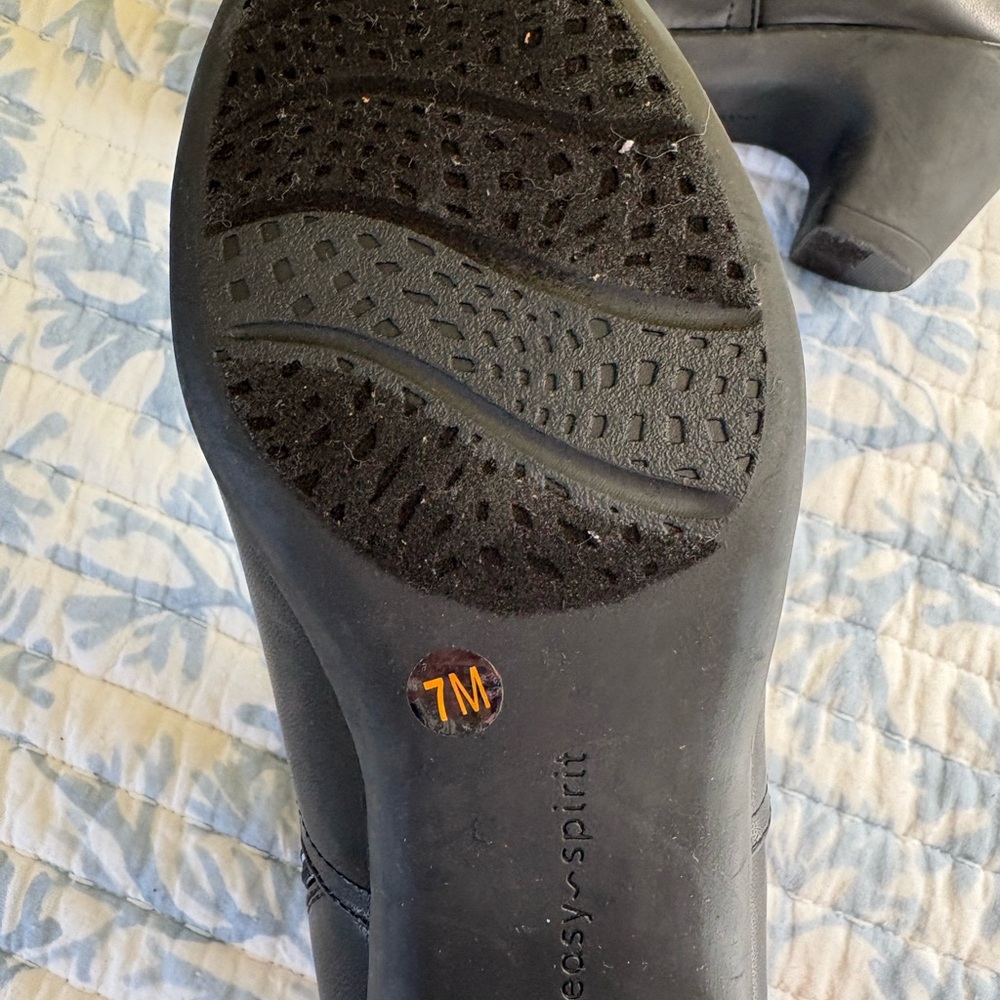 Women’s Easy Spirit Black Ankle Boots Size 7 - Picture 8 of 8